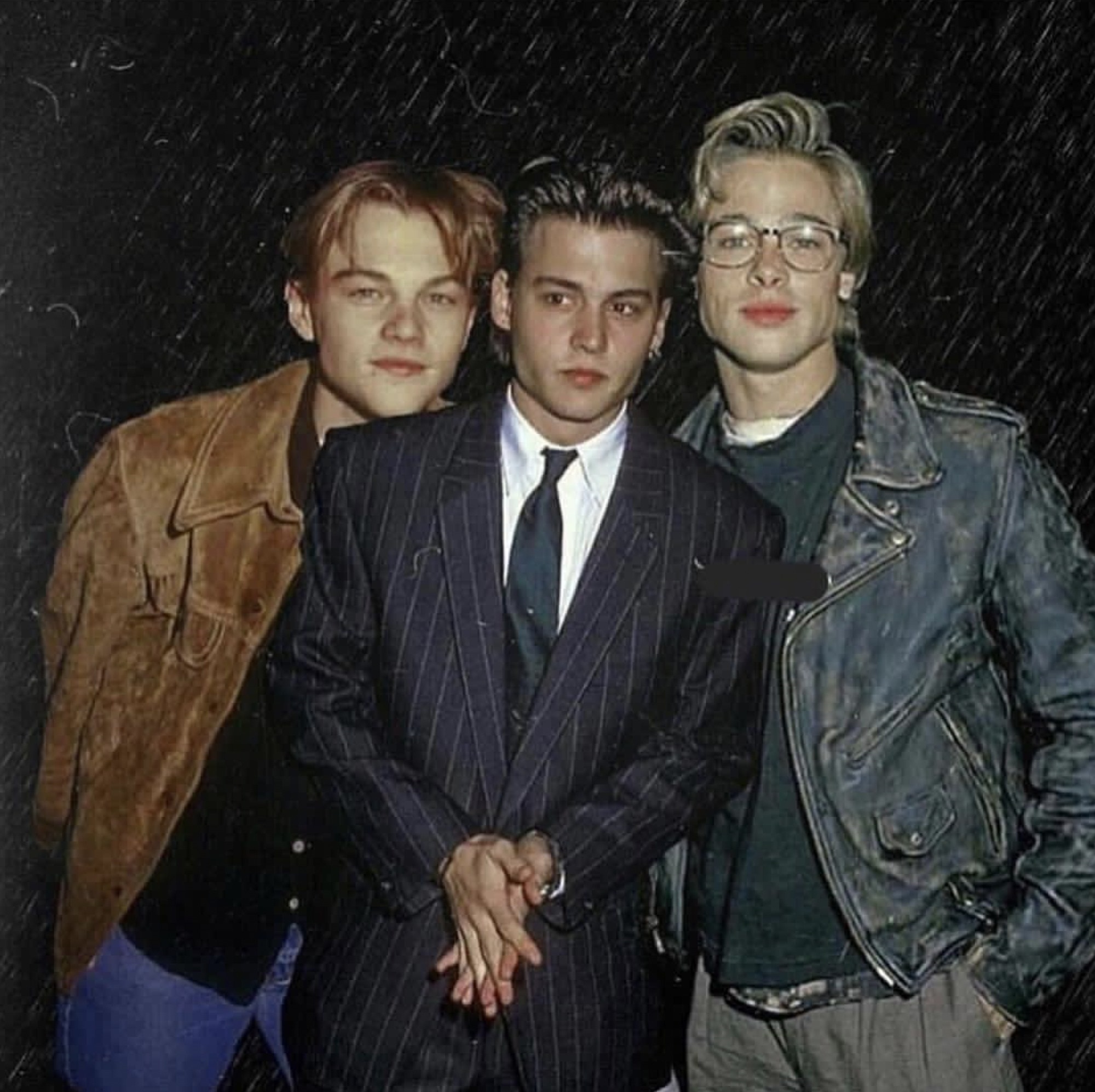 Khoảnh khắc chung khung hình của bộ ba tài tử Hollywood: Nhan sắc thời trẻ của Leonardo DiCaprio hay Brad Pitt liệu có đọ được với người này? - Ảnh 2